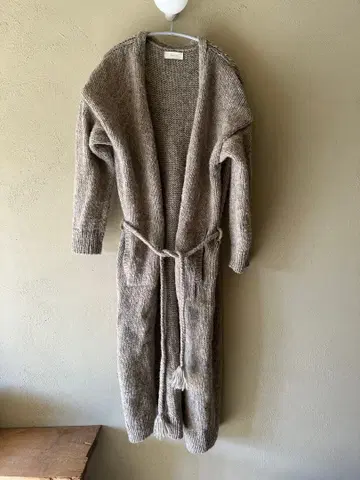 카구레 울 롱 가디건