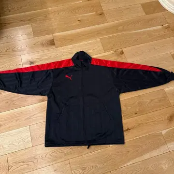 PUMA 블랙 레드 저지 S-M