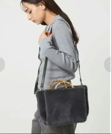 그린 라벨 릴랙싱 대나무 핸들 인조 모피 2WAY 백