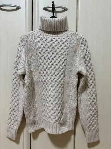 TOMORROWLAND 터틀넥 니트 스웨터