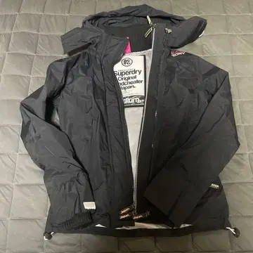 Superdry 극도 건조 자켓 M 블랙