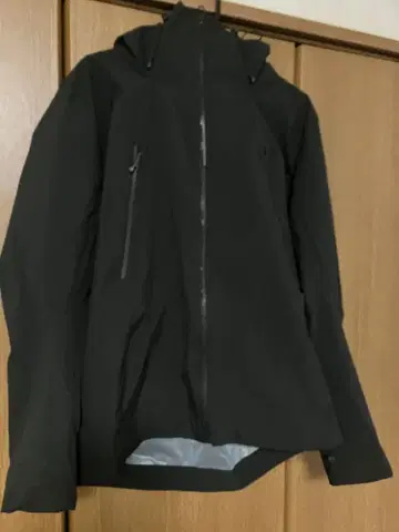 블랙 마운틴 파카 후드 부착 사이즈감 X L보다 조금 작음