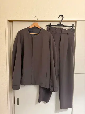 WYM ATTACHMENT 노카라 지퍼 블루종 브라운