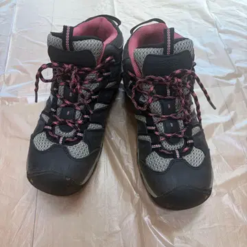 KEEN 코벤 미드 트레킹 슈즈 등산화 23.5cm