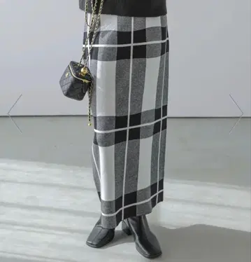 La-gemme 체크 무늬 타이트 스커트