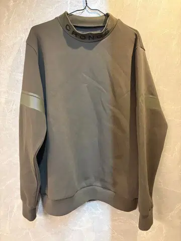 크로노스 CRONOS 올리브 그린 하이넥 트레이닝복