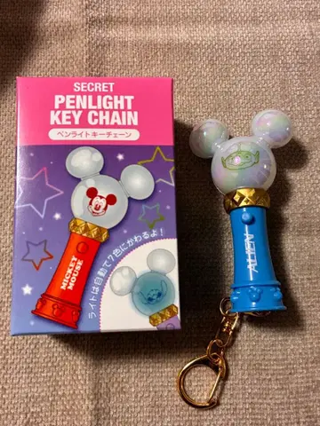 디즈니 스토어 시크릿 키체인 응원봉 리틀 그린맨