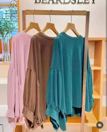 새상품 BEARDSLEY (비어즐리) BIG 슬리브Tee