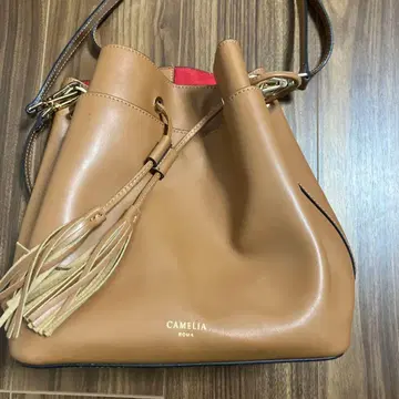 CAMELIA 브라운 가죽 숄더백