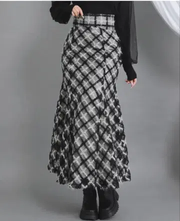 라메 트위드 체크 머메이드 스커트