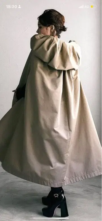fete 케이프 트렌치코트
