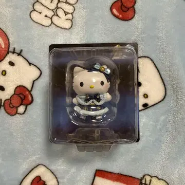 헬로키티 홀리데이 컬렉션 피규어