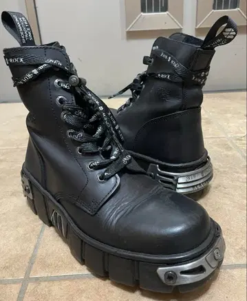 최종 가격 NEWROCK 뉴락 부츠 메탈 신발 EU37