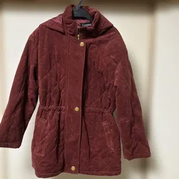 버건디 퀼팅 자켓 후드 부착