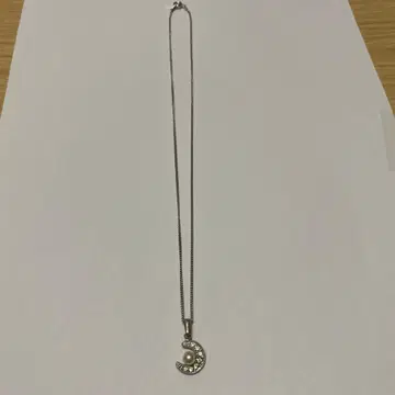초승달 모양 펄 스톤 목걸이