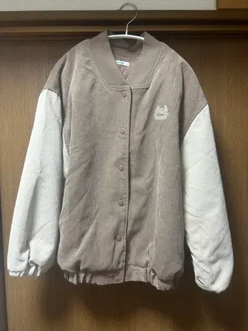 Lutique 코듀로이 자켓 베이지