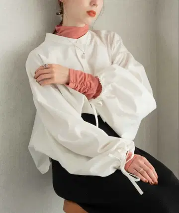 hinari 소매 볼륨 리본 블라우스 화이트