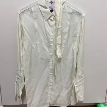 Mila Owen 화이트 긴팔 셔츠