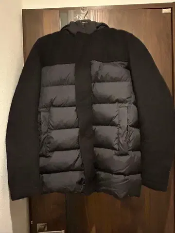 Herno 후드 부착 다운 자켓 블랙