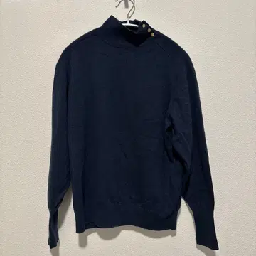 23구 네이비 하이넥 스웨터