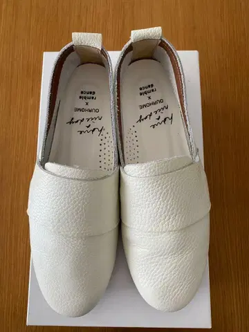 OURHOME Emi 님 x 럼블 댄스 가죽 신발 화이트 23cm