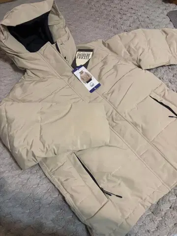 택 포함 새상품 SIERRA DESIGNS 셰라 디자인스 다운 L 베이지