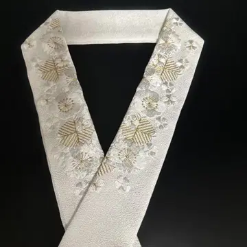 장식용 깃 화이트 x 금 매실과 벚꽃