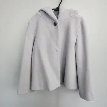 [새상품] 쿠튀르 브로치 후드 부착 숏코트