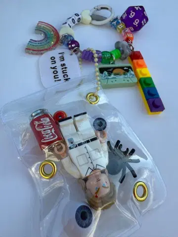 헨리의 자라 참 화이트