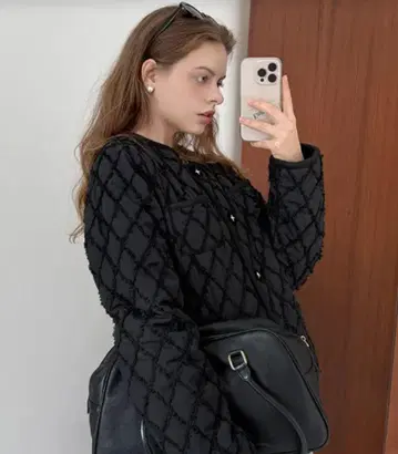 다이아 트위드 퀼팅 자켓