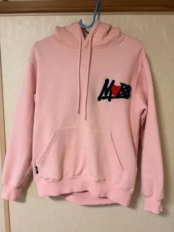 MOBB 로고 자수 후드티 핑크