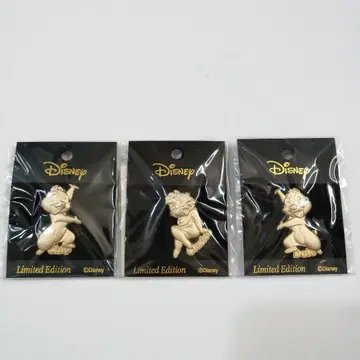 디즈니 칩 데일 클라리스 핀 배지