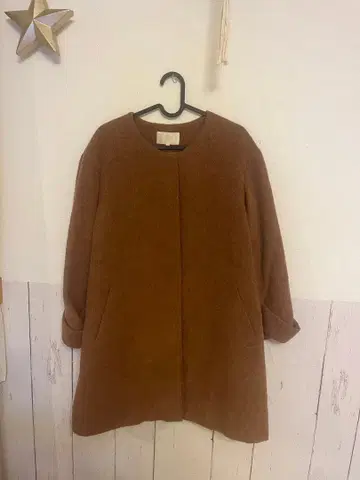 BEAMS 브라운 롱 코트