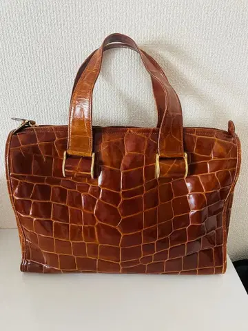 새상품 NIERI ARGENTI 핸드백 크로커다일풍 엠보 브라운