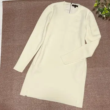 미사용 드로어 니트 원피스 1 아이보리 긴팔 백 지퍼