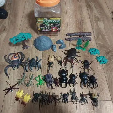 곤충 피규어 세트