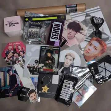 EXO 굿즈 세트 15점 이상
