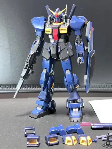 RG RX-178 건담 Mk-II (티탄즈 사양) 조립 완료