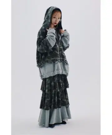 [neith.] 레이어드 크러쉬 후드티(카모그레이)