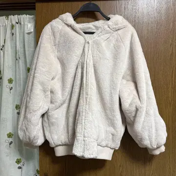 플리스 자켓 후드 부착 크림색 리버서블