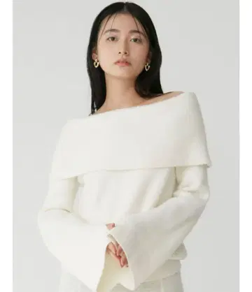 LAGUNAMOON 오프숄더 플레어 슬리브 니트 풀오버