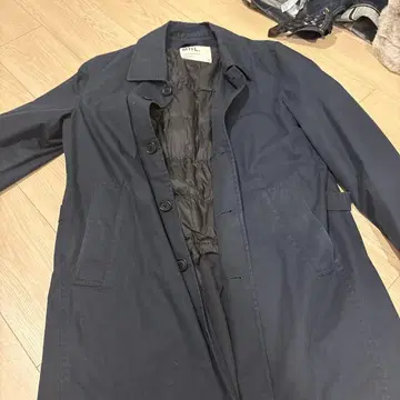 MHL. 스텐카라 코트 M 네이비