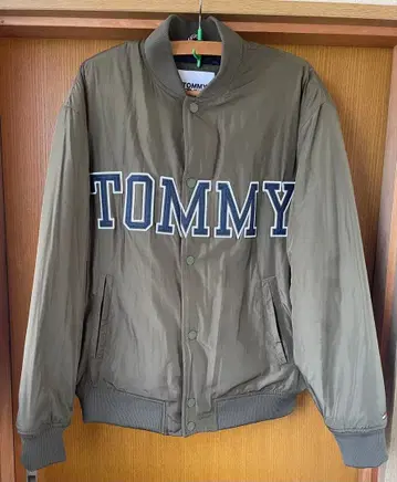TOMMY JEANS 올리브 점퍼 S/P