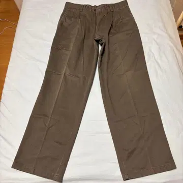 DOCKERS 치노 팬츠 다크 브라운 W32 L30 투 턱