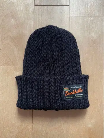 rough & swell 니트 모자 라프앤드스웰