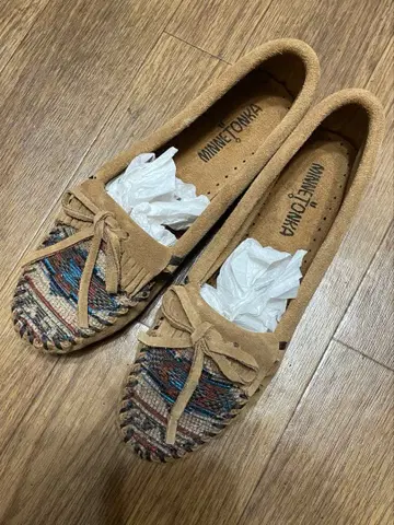 미네통카 모카신 미사용 새상품