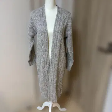 그레이 케이블 짜임 롱 가디건