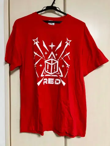 니지산지 클래스 T셔츠 빨간색