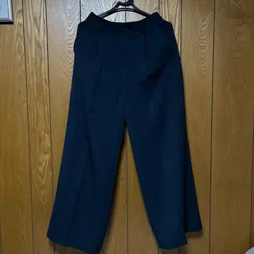 네이비 와이드 팬츠 센터 프레스