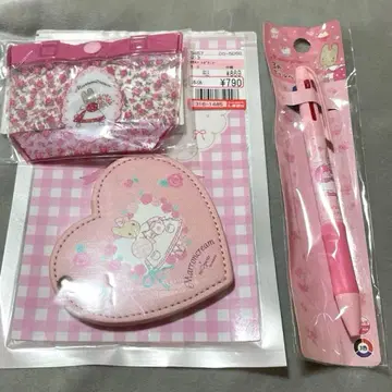 산리오 마론크림 굿즈